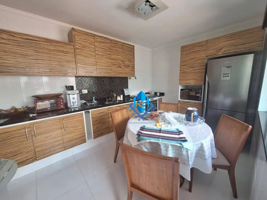 Foto 6 de Sobrado com 3 quartos à venda, 193m2 em Santa Terezinha, Sao Bernardo Do Campo - SP