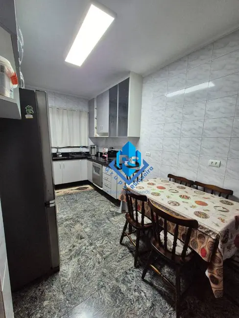 Sobrado com 3 quartos à venda, 110m2 em Sao Bernardo Do Campo - SP - imagem 7 Foto 7 de Sobrado com 3 quartos à venda, 110m2 em Sao Bernardo Do Campo - SP