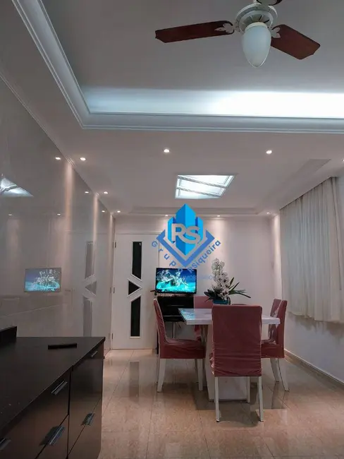 Foto 2 de Sobrado com 4 quartos à venda, 200m2 em Jardim Las Vegas, Santo Andre - SP