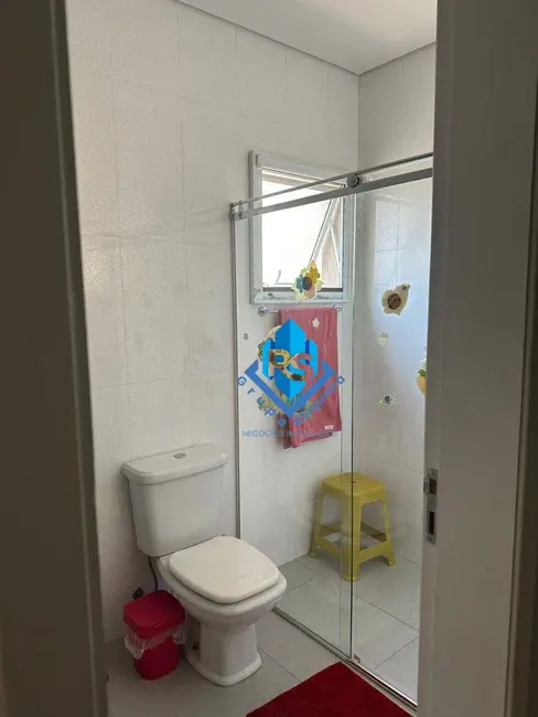 Sobrado com 3 quartos à venda, 147m2 em Vila Lusitânia, Sao Bernardo Do Campo - SP - imagem 2 Foto 2 de Sobrado com 3 quartos à venda, 147m2 em Vila Lusitânia, Sao Bernardo Do Campo - SP