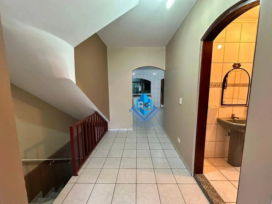 Foto 4 de Sobrado com 4 quartos à venda e para alugar, 125m2 em Nova Petrópolis, Sao Bernardo Do Campo - SP