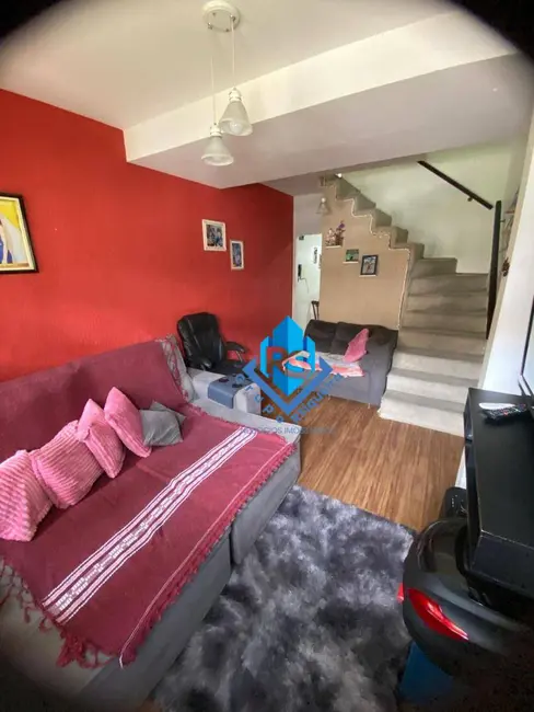 Sobrado com 2 quartos à venda, 82m2 em Nova Petrópolis, Sao Bernardo Do Campo - SP - imagem 1 Foto 1 de Sobrado com 2 quartos à venda, 82m2 em Nova Petrópolis, Sao Bernardo Do Campo - SP