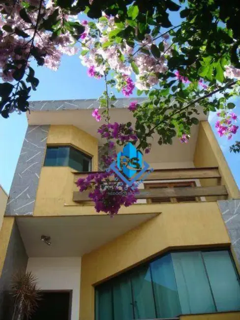 Foto 2 de Sobrado com 3 quartos à venda, 167m2 em Parque das Nações, Santo Andre - SP