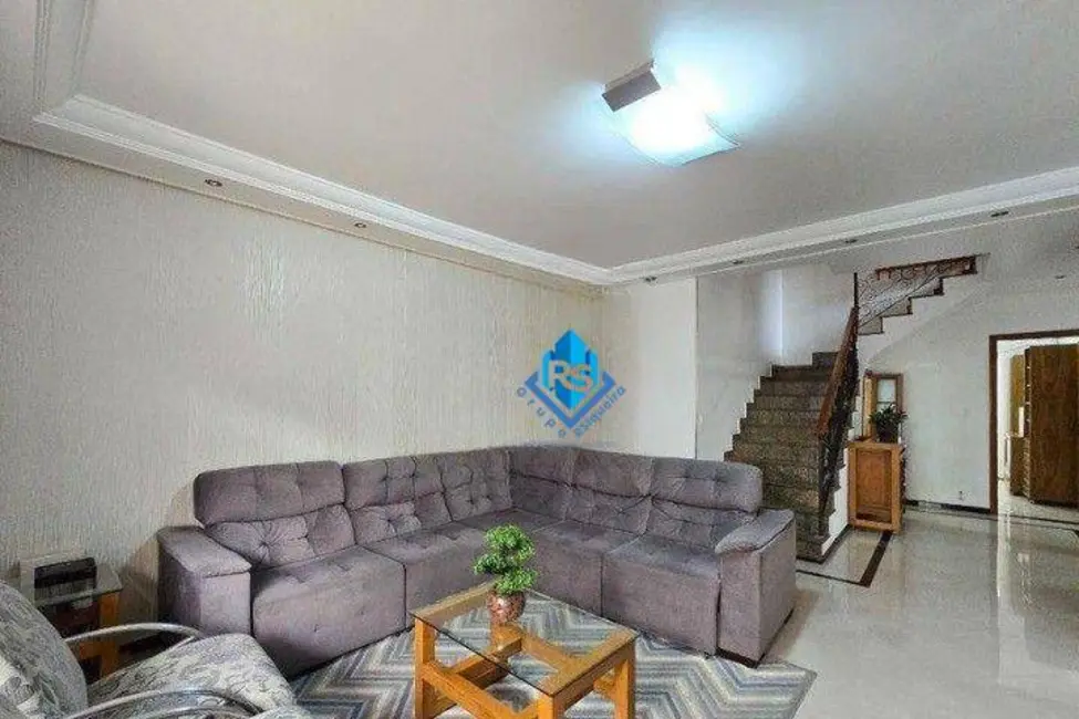 Foto 4 de Sobrado com 4 quartos para alugar, 305m2 em Sao Bernardo Do Campo - SP