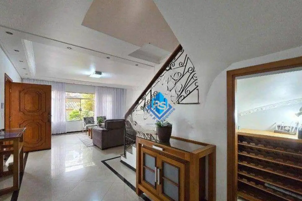 Foto 6 de Sobrado com 4 quartos para alugar, 305m2 em Sao Bernardo Do Campo - SP