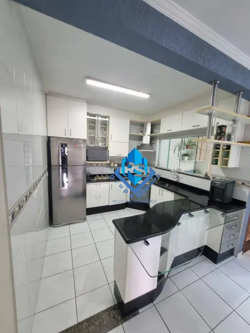 Foto 6 de Sobrado com 3 quartos à venda, 194m2 em Sao Bernardo Do Campo - SP