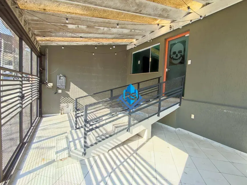 Sobrado à venda e para alugar, 100m2 em Nova Petrópolis, Sao Bernardo Do Campo - SP - imagem 2 Foto 2 de Sobrado à venda e para alugar, 100m2 em Nova Petrópolis, Sao Bernardo Do Campo - SP