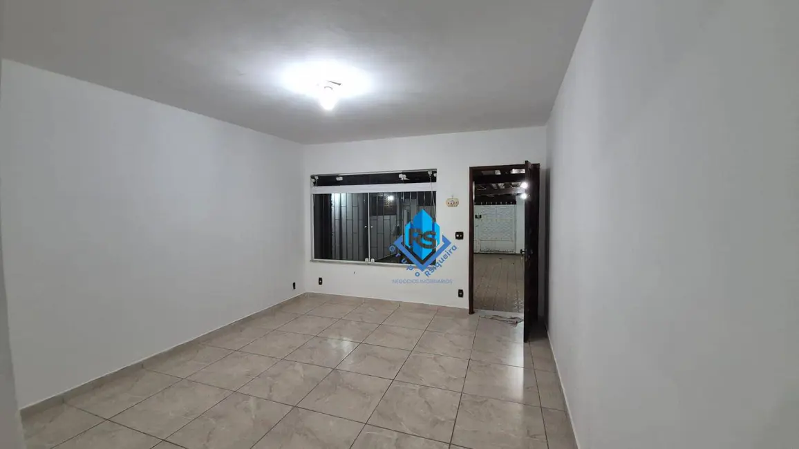 Foto 4 de Casa com 3 quartos à venda, 200m2 em Jardim Stella, Santo Andre - SP