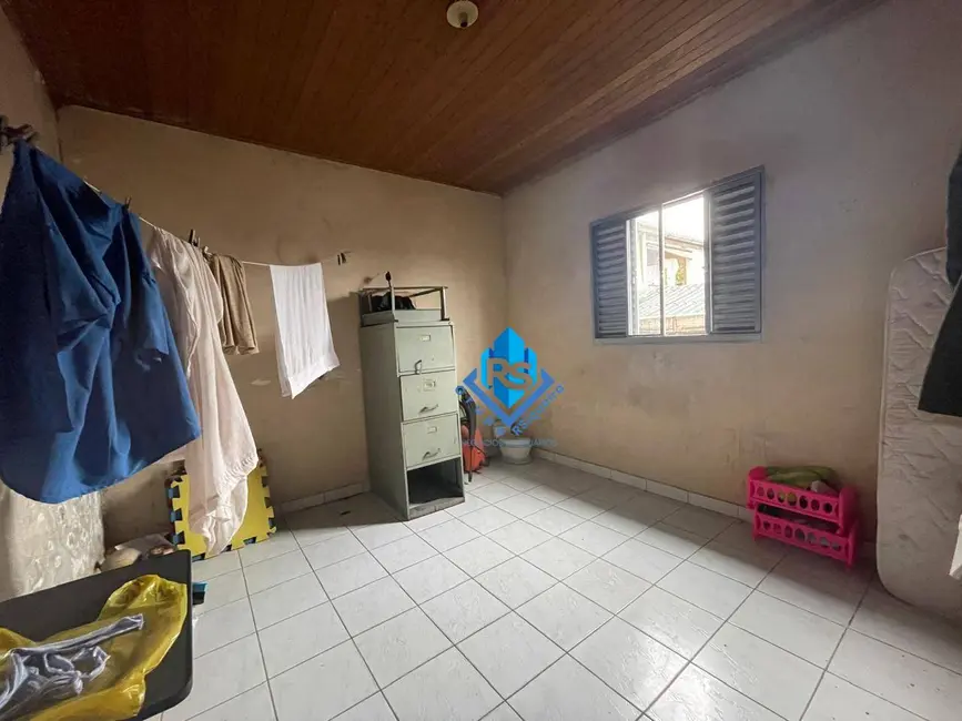 Casa com 3 quartos à venda, 155m2 em Alves Dias, Sao Bernardo Do Campo - SP - imagem 5 Foto 5 de Casa com 3 quartos à venda, 155m2 em Alves Dias, Sao Bernardo Do Campo - SP