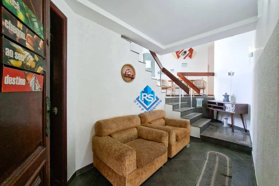 Foto 8 de Casa com 3 quartos à venda, 300m2 em Praia Grande - SP