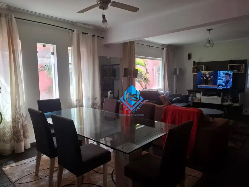 Foto 2 de Sobrado com 4 quartos à venda, 280m2 em Campestre, Santo Andre - SP