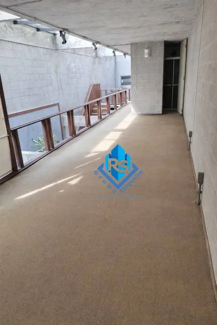 Sobrado com 3 quartos à venda, 214m2 em Vila Lusitânia, Sao Bernardo Do Campo - SP - imagem 5 Foto 5 de Sobrado com 3 quartos à venda, 214m2 em Vila Lusitânia, Sao Bernardo Do Campo - SP