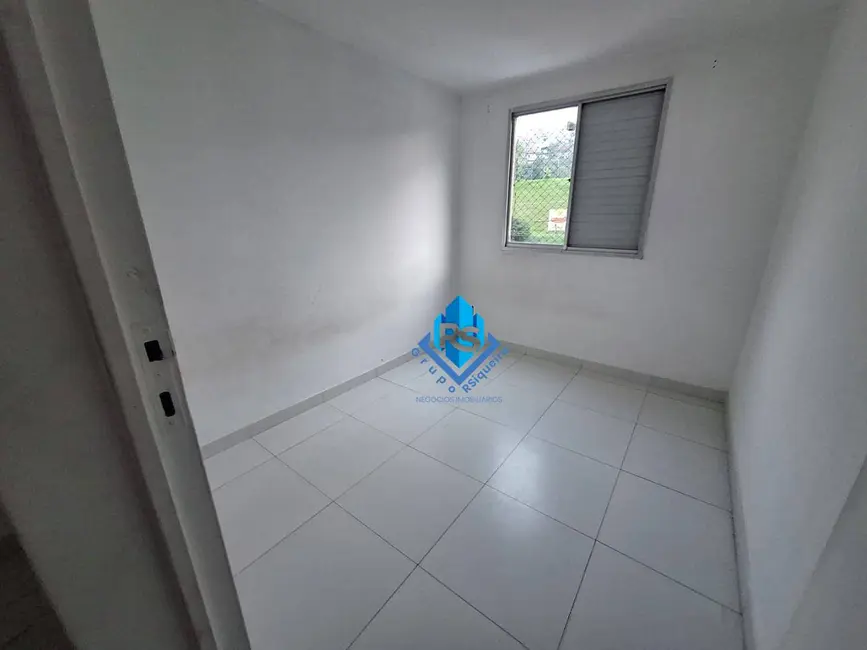 Foto 6 de Apartamento com 2 quartos para alugar, 47m2 em Santa Terezinha, Sao Bernardo Do Campo - SP