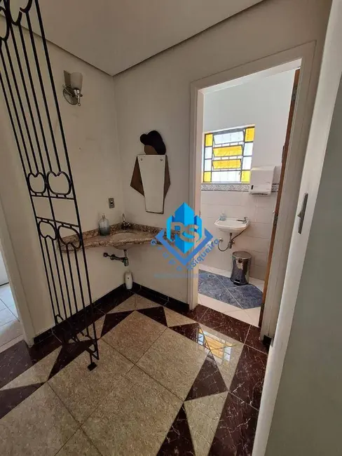 Casa com 2 quartos à venda, 153m2 em Vila Lusitânia, Sao Bernardo Do Campo - SP - imagem 3 Foto 3 de Casa com 2 quartos à venda, 153m2 em Vila Lusitânia, Sao Bernardo Do Campo - SP