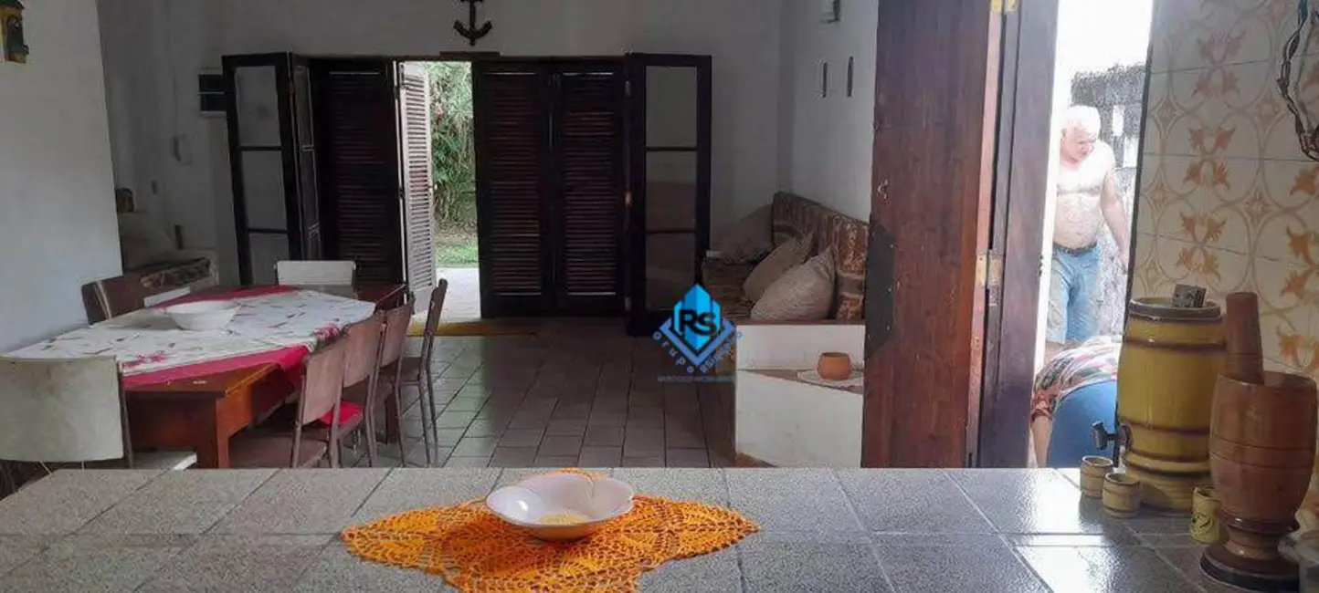 Foto 4 de Casa com 4 quartos à venda, 180m2 em Bertioga - SP