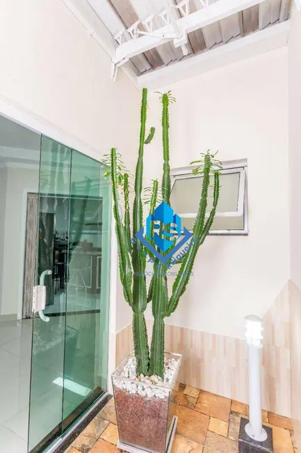 Sobrado com 3 quartos à venda, 280m2 em Vila Lusitânia, Sao Bernardo Do Campo - SP - imagem 6 Foto 6 de Sobrado com 3 quartos à venda, 280m2 em Vila Lusitânia, Sao Bernardo Do Campo - SP