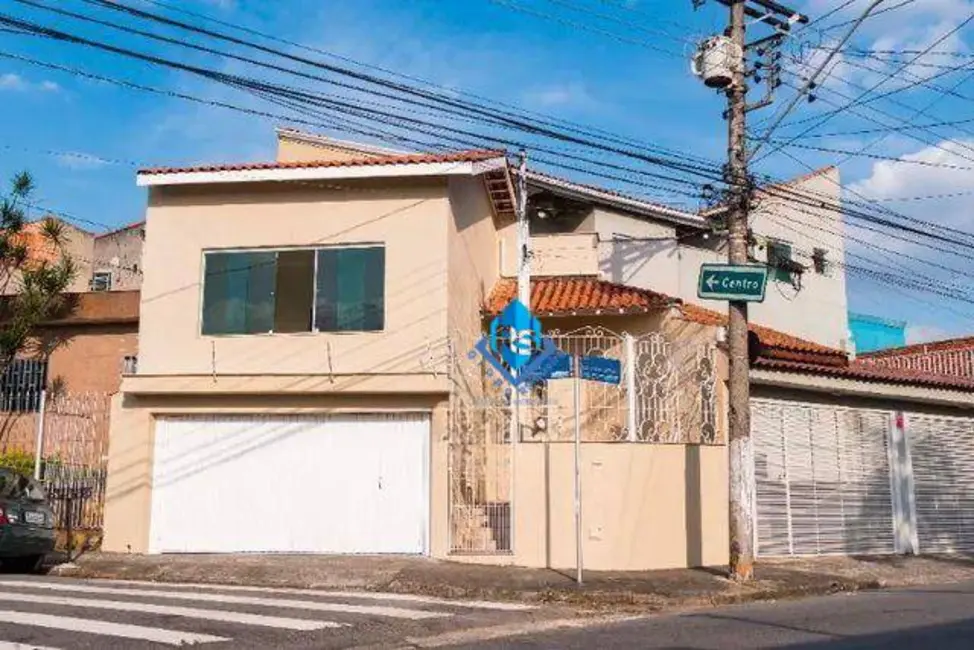 Sobrado com 2 quartos para alugar, 160m2 em Vila Gilda, Santo Andre - SP - imagem 1 Foto 1 de Sobrado com 2 quartos para alugar, 160m2 em Vila Gilda, Santo Andre - SP