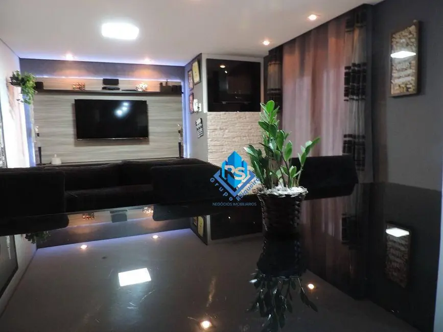 Sobrado com 3 quartos à venda, 102m2 em Assunção, Sao Bernardo Do Campo - SP - imagem 2 Foto 2 de Sobrado com 3 quartos à venda, 102m2 em Assunção, Sao Bernardo Do Campo - SP