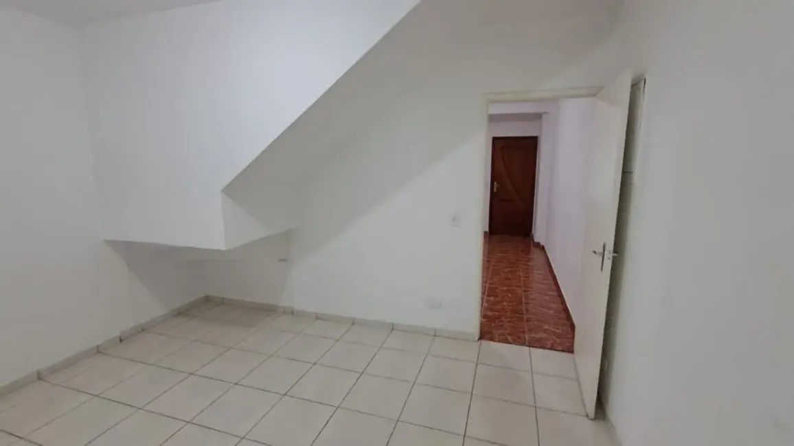 Foto 4 de Sobrado com 3 quartos para alugar, 170m2 em Parque Terra Nova II, Sao Bernardo Do Campo - SP