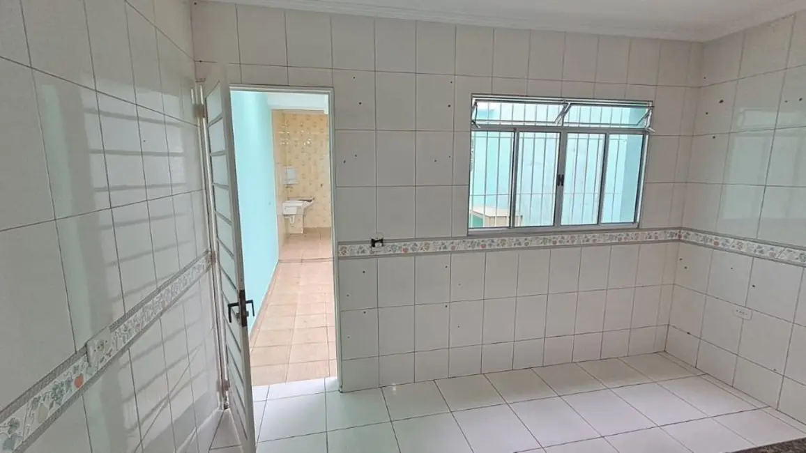 Foto 6 de Sobrado com 3 quartos para alugar, 170m2 em Parque Terra Nova II, Sao Bernardo Do Campo - SP