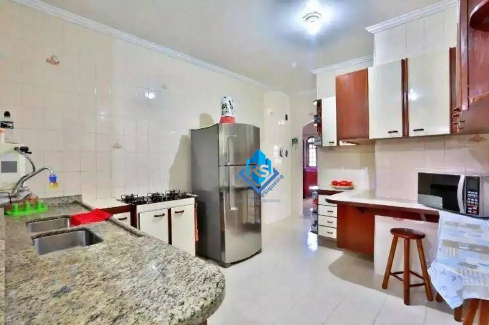 Sobrado com 3 quartos à venda, 180m2 em Sao Bernardo Do Campo - SP - imagem 9 Foto 9 de Sobrado com 3 quartos à venda, 180m2 em Sao Bernardo Do Campo - SP