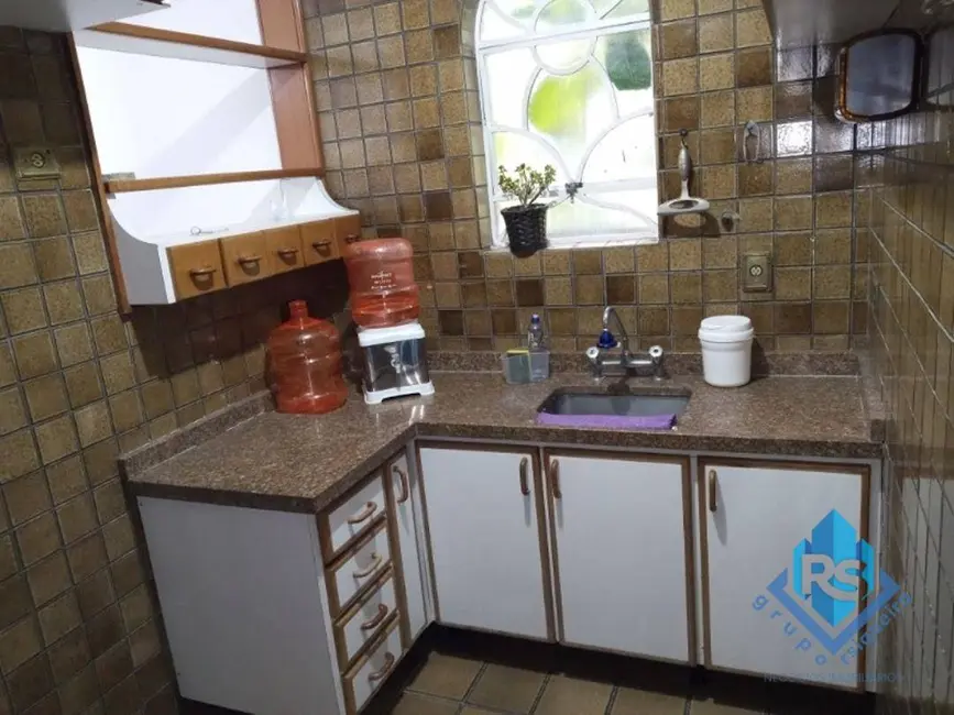 Casa com 3 quartos para alugar, 300m2 em Sao Bernardo Do Campo - SP - imagem 9 Foto 9 de Casa com 3 quartos para alugar, 300m2 em Sao Bernardo Do Campo - SP