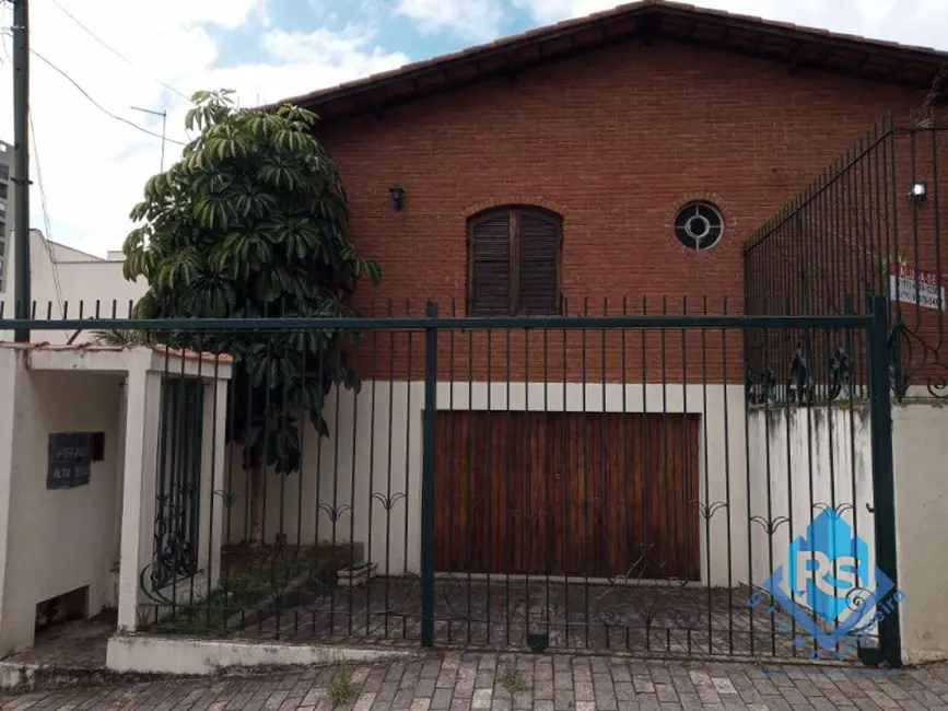 Casa com 3 quartos para alugar, 300m2 em Sao Bernardo Do Campo - SP - imagem 3 Foto 3 de Casa com 3 quartos para alugar, 300m2 em Sao Bernardo Do Campo - SP