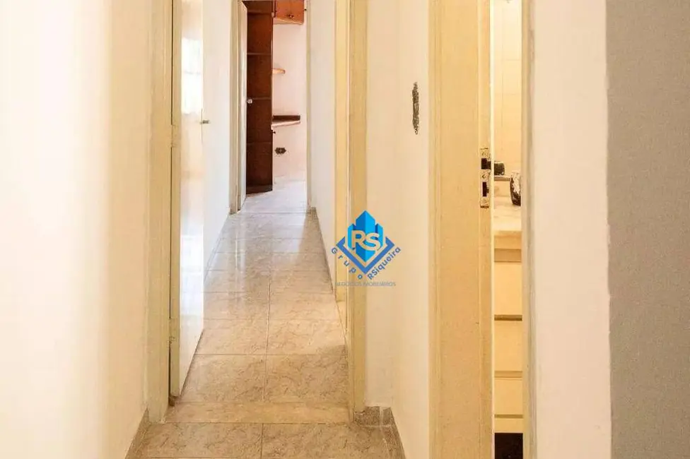 Sobrado com 3 quartos para alugar, 145m2 em Santa Terezinha, Sao Bernardo Do Campo - SP - imagem 9 Foto 9 de Sobrado com 3 quartos para alugar, 145m2 em Santa Terezinha, Sao Bernardo Do Campo - SP