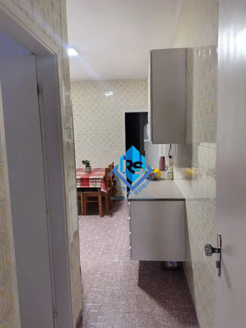 Sobrado com 2 quartos à venda, 125m2 em Jardim Brasília, Sao Bernardo Do Campo - SP - imagem 4 Foto 4 de Sobrado com 2 quartos à venda, 125m2 em Jardim Brasília, Sao Bernardo Do Campo - SP