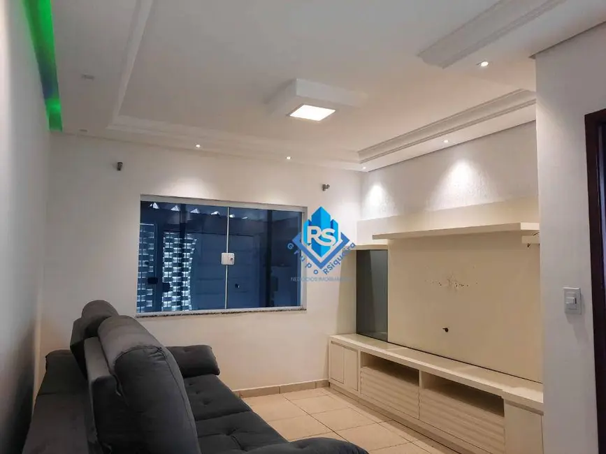 Casa com 3 quartos à venda e para alugar, 135m2 em Parque Oratório, Santo Andre - SP - imagem 1 Foto 1 de Casa com 3 quartos à venda e para alugar, 135m2 em Parque Oratório, Santo Andre - SP