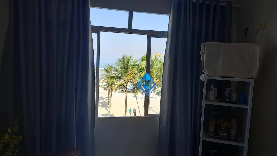 Kitnet com 1 quarto à venda, 30m2 em Tupi, Praia Grande - SP - imagem 3 Foto 3 de Kitnet com 1 quarto à venda, 30m2 em Tupi, Praia Grande - SP