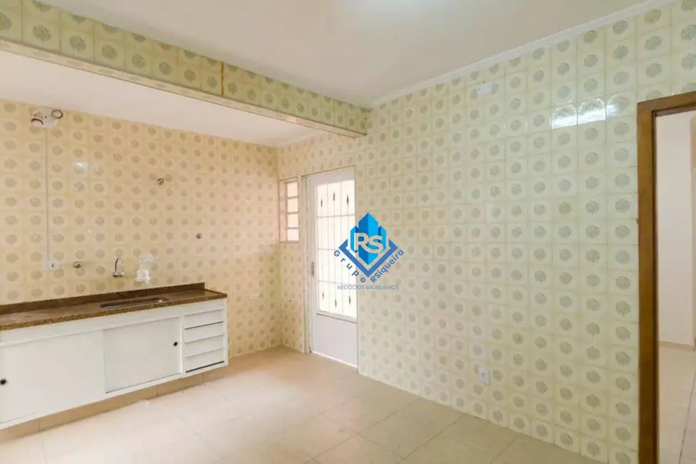 Casa com 2 quartos para alugar, 80m2 em Alves Dias, Sao Bernardo Do Campo - SP - imagem 5 Foto 5 de Casa com 2 quartos para alugar, 80m2 em Alves Dias, Sao Bernardo Do Campo - SP