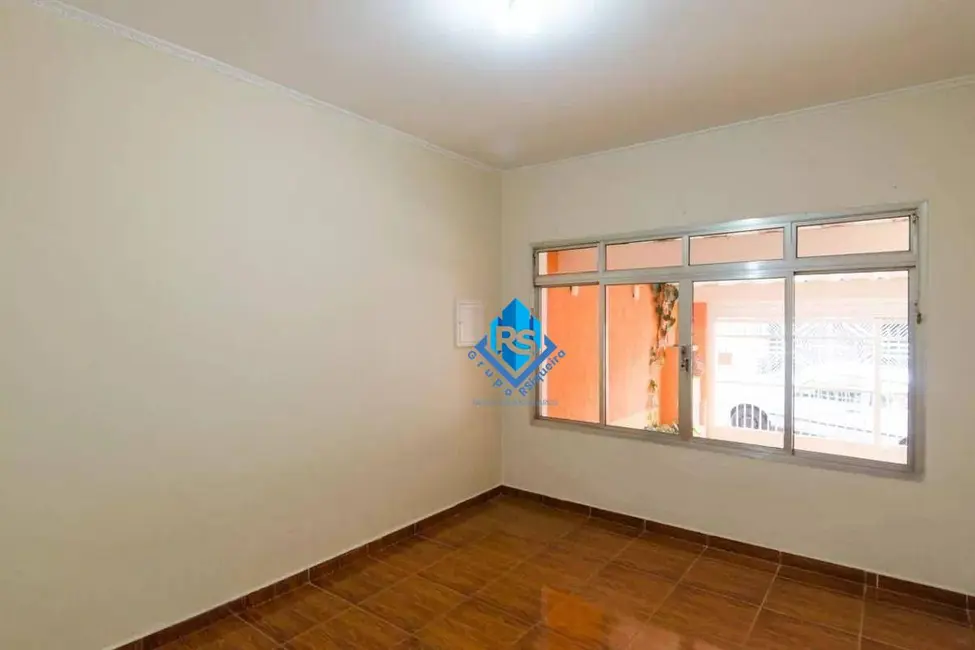 Casa com 2 quartos para alugar, 80m2 em Alves Dias, Sao Bernardo Do Campo - SP - imagem 2 Foto 2 de Casa com 2 quartos para alugar, 80m2 em Alves Dias, Sao Bernardo Do Campo - SP