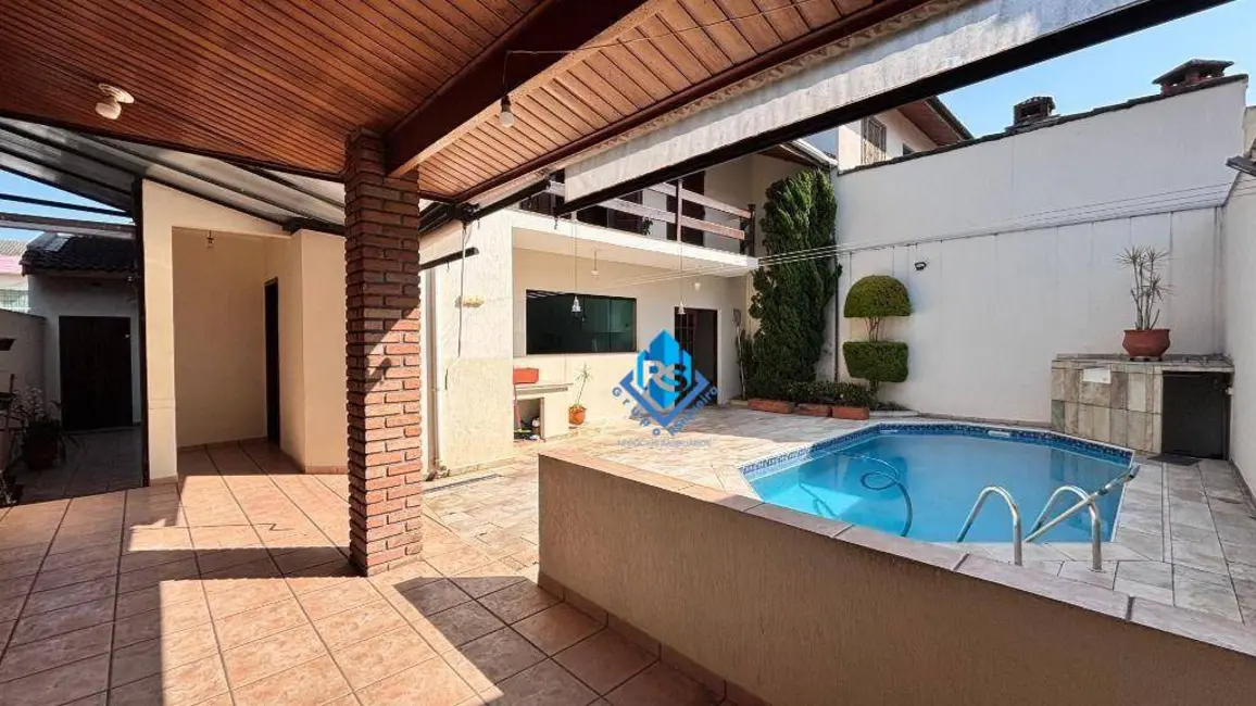 Foto 4 de Sobrado com 4 quartos à venda e para alugar, 300m2 em Parque dos Pássaros, Sao Bernardo Do Campo - SP