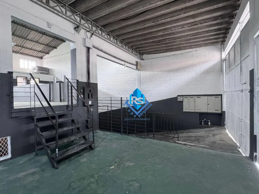 Foto 1 de Armazém / Galpão para alugar, 451m2 em Sao Bernardo Do Campo - SP