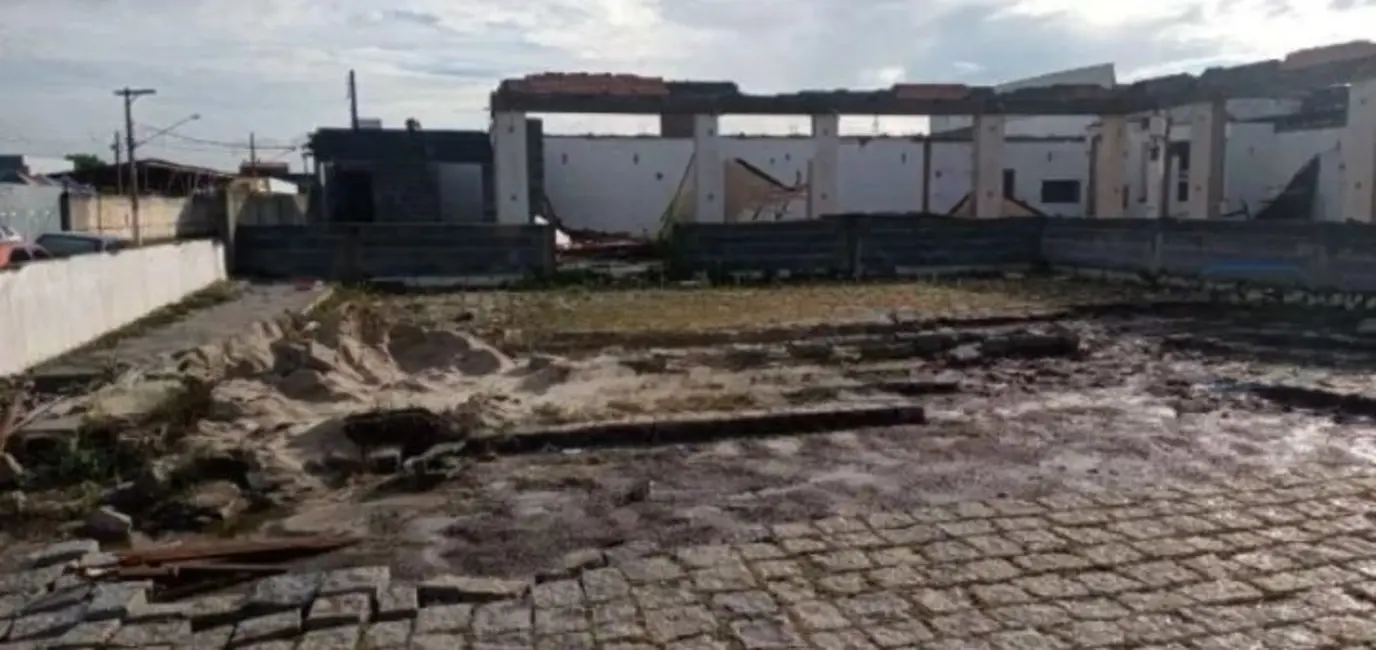 Foto 2 de Terreno / Lote à venda, 2340m2 em Vila Maria de Maggi, Suzano - SP