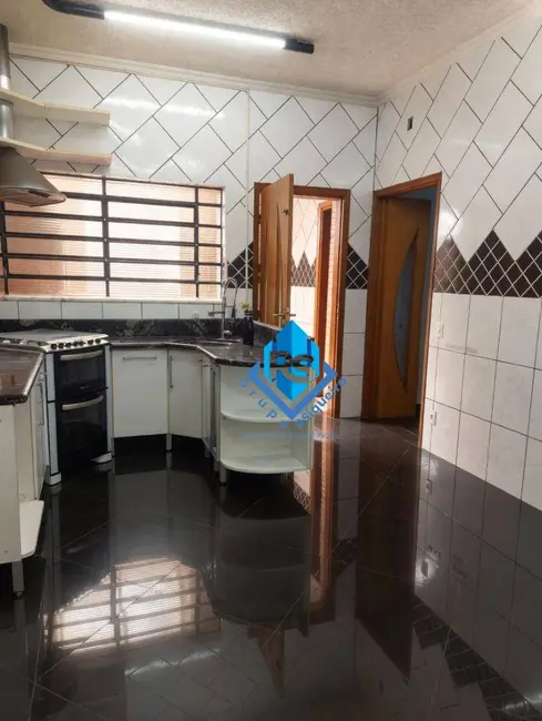 Foto 8 de Sobrado com 3 quartos à venda e para alugar, 125m2 em Sao Bernardo Do Campo - SP