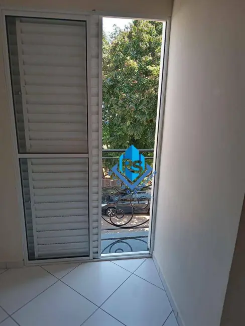 Foto 5 de Apartamento com 2 quartos para alugar, 47m2 em Campestre, Santo Andre - SP