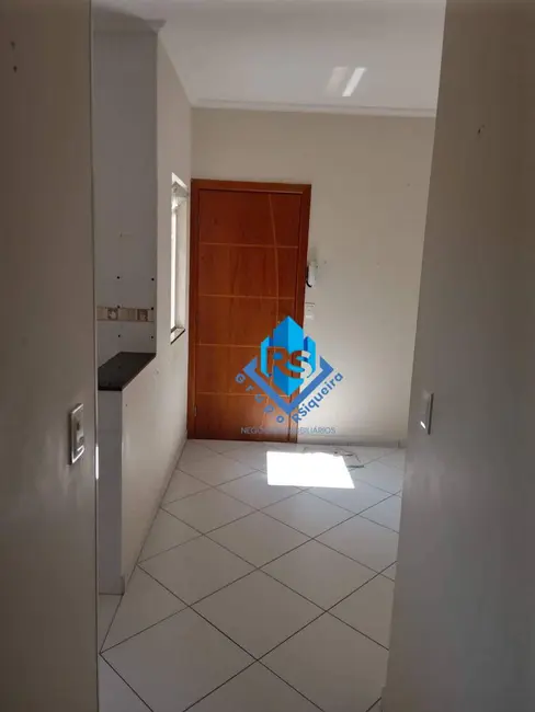 Foto 2 de Apartamento com 2 quartos para alugar, 47m2 em Campestre, Santo Andre - SP