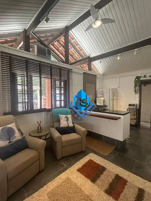 Foto 2 de Casa com 5 quartos à venda, 373m2 em Bertioga - SP