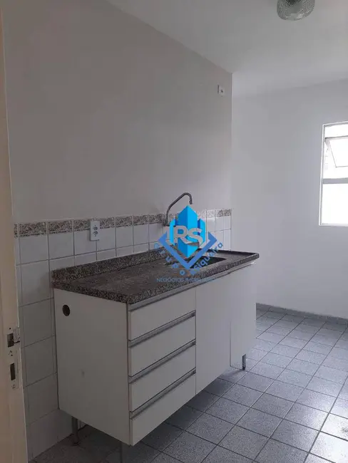 Foto 3 de Apartamento com 2 quartos para alugar, 55m2 em Jardim Santa Emília, São Paulo - SP