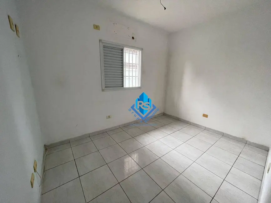 Sobrado com 2 quartos à venda, 87m2 em Praia Grande - SP - imagem 5 Foto 5 de Sobrado com 2 quartos à venda, 87m2 em Praia Grande - SP