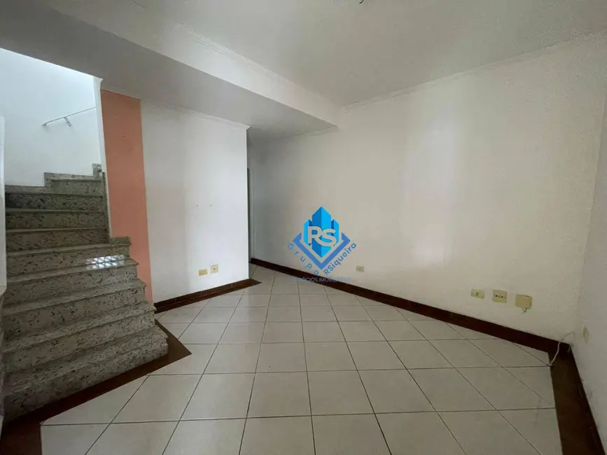 Sobrado com 2 quartos à venda, 87m2 em Praia Grande - SP - imagem 2 Foto 2 de Sobrado com 2 quartos à venda, 87m2 em Praia Grande - SP