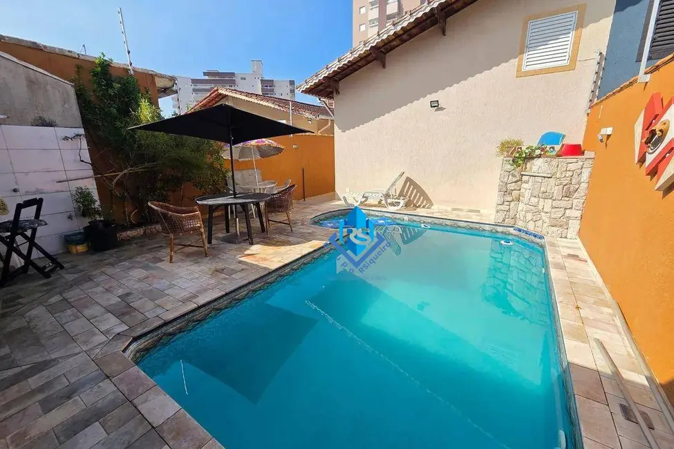 Foto 3 de Casa com 3 quartos para alugar, 290m2 em Praia Grande - SP