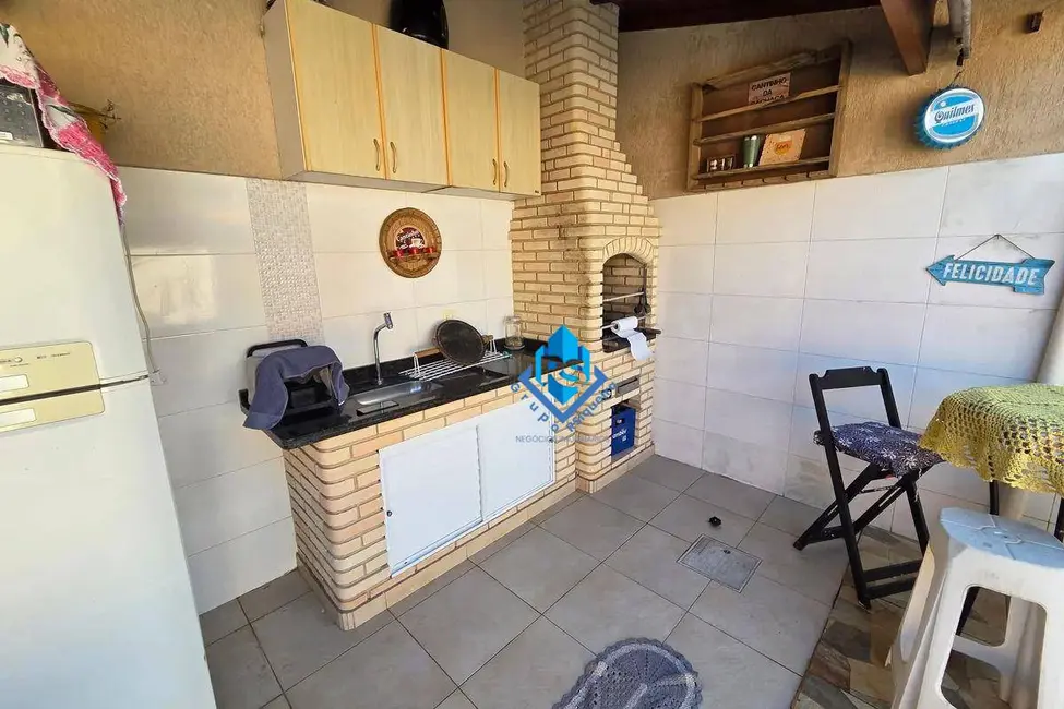 Foto 8 de Casa com 3 quartos para alugar, 290m2 em Praia Grande - SP