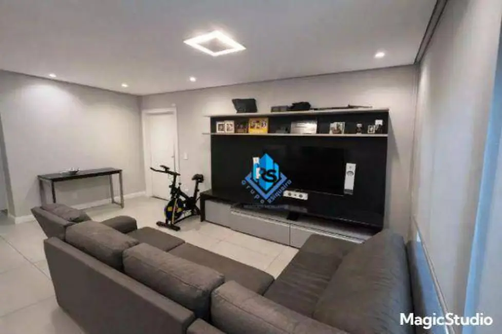 Casa com 3 quartos à venda, 300m2 em Paulicéia, Sao Bernardo Do Campo - SP - imagem 3 Foto 3 de Casa com 3 quartos à venda, 300m2 em Paulicéia, Sao Bernardo Do Campo - SP