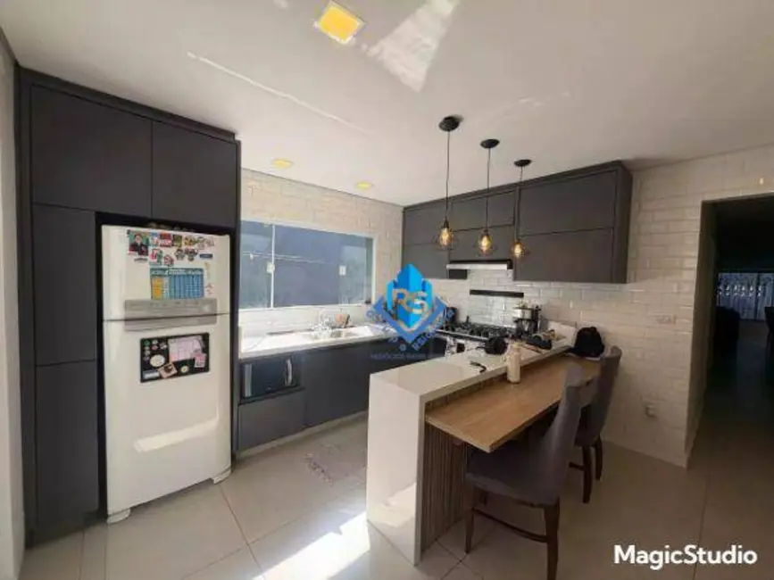 Casa com 3 quartos à venda, 300m2 em Paulicéia, Sao Bernardo Do Campo - SP - imagem 9 Foto 9 de Casa com 3 quartos à venda, 300m2 em Paulicéia, Sao Bernardo Do Campo - SP