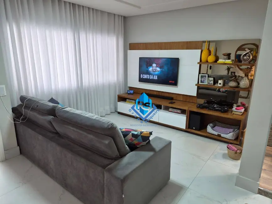 Sobrado com 3 quartos à venda, 171m2 em Sao Bernardo Do Campo - SP - imagem 6 Foto 6 de Sobrado com 3 quartos à venda, 171m2 em Sao Bernardo Do Campo - SP