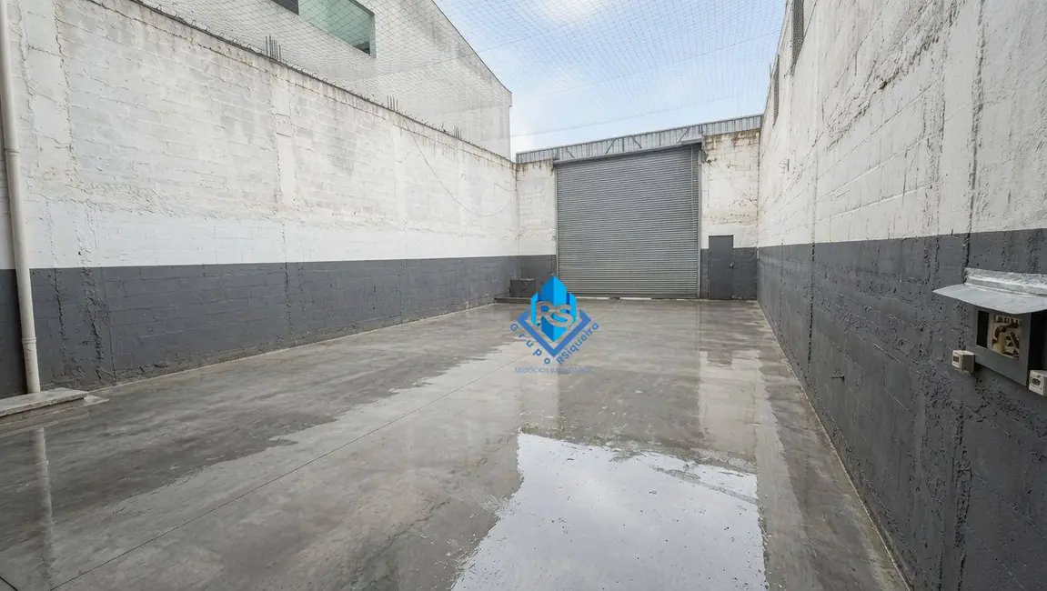 Foto 3 de Armazém / Galpão para alugar, 322m2 em Vila Sacadura Cabral, Santo Andre - SP