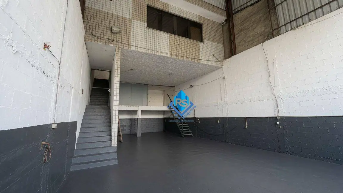 Foto 4 de Armazém / Galpão para alugar, 322m2 em Vila Sacadura Cabral, Santo Andre - SP